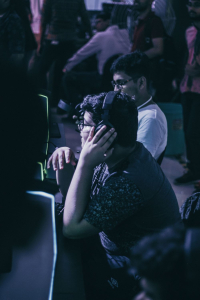 Gestion du bruit pour des personnes malentendantes dans un salon professionnel